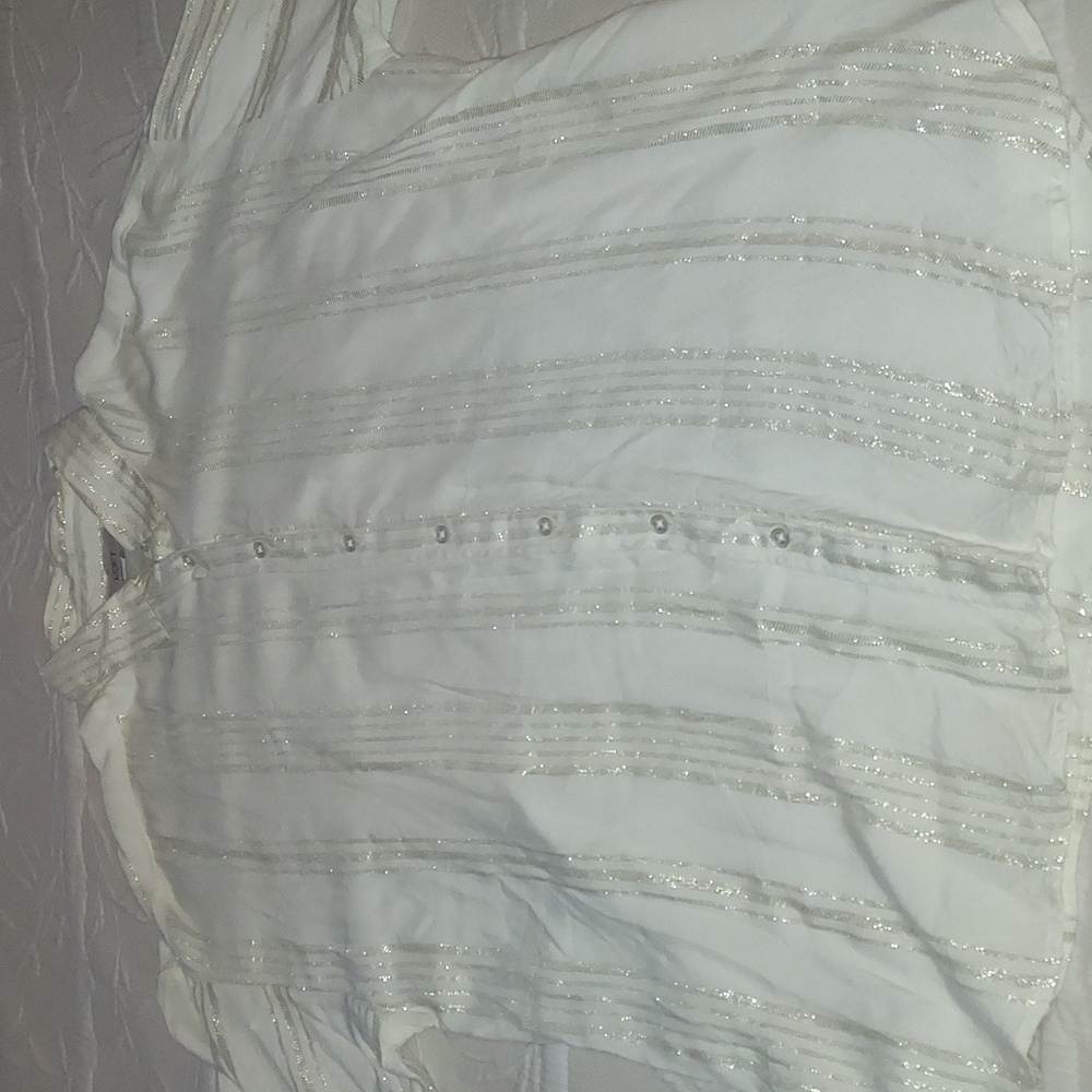 Loft Blouse - Picture 6 of 9